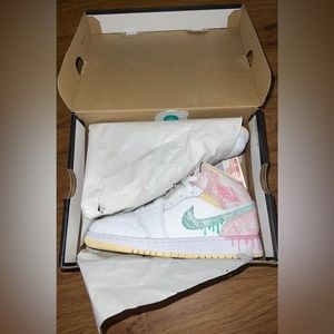 Air Jordan 1 Mid SE (GS)